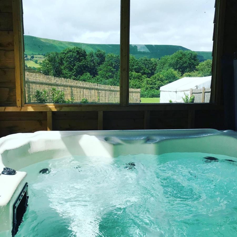 Luxury Cosy Carriage With Electric Private Hot Tub Hereford Exterior foto