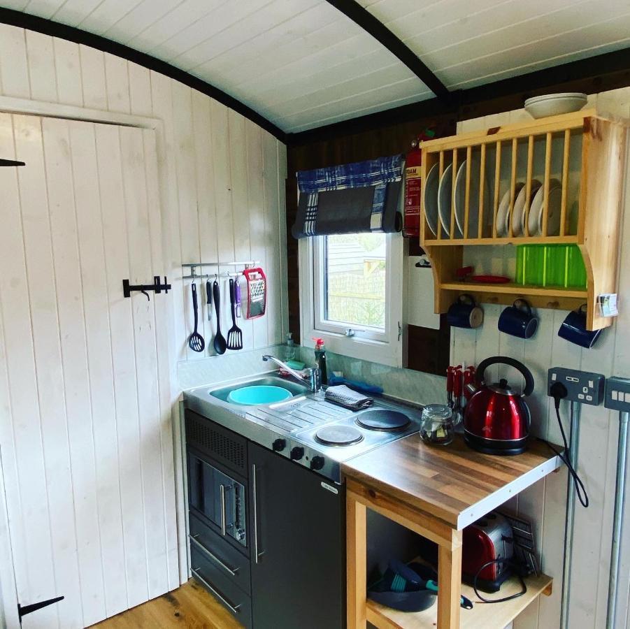 Luxury Cosy Carriage With Electric Private Hot Tub Hereford Exterior foto